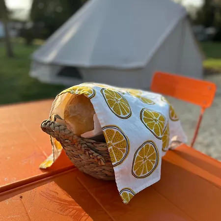 Glamping Les Arpents Verts אתר קמפינג Yvoir
