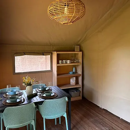 Glamping Les Arpents Verts *